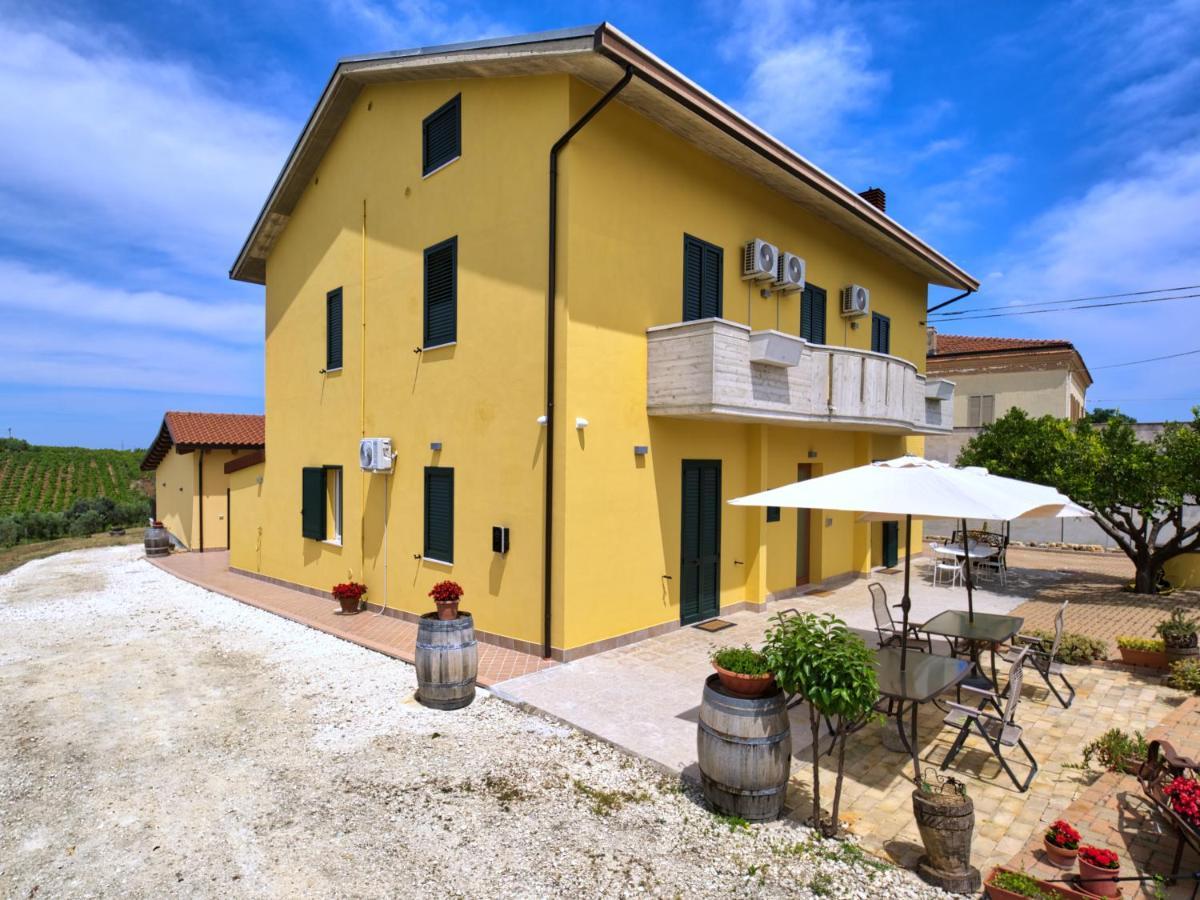 B&B la casa del vino Tollo Exterior foto
